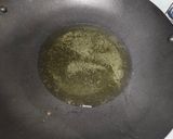 Gambar langkah 2 resipi Sambal petai bilis tempoyak.