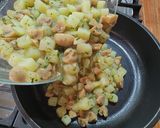 Foto del paso 6 de la receta: Tortilla de Patatas y Champiñones: El Dúo Perfecto