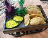 A picture of step 4 of Leftover bread peda gujiya.