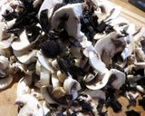 Une image de l'étape 1 de Tourte de Noël Végé : châtaignes -champignons.
