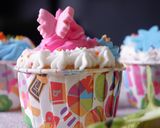 Foto langkah ke 8 dari resep Vanilla Cupcake (Moist & Fluffy).