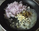 A picture of step 1 of Paneer Bhurji.