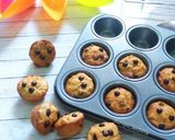 Foto langkah ke 5 dari resep Banana muffin no mixer #rabubaru 03.