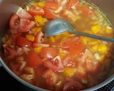 Hình bước làm 1 của món Tomato Carrot Soup
