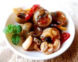 Hình bước làm 5 của món ỐC gạo xào sả ớt
