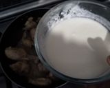A picture of step 3 of WHITE CHICKEN KARAHI 💖🐥.