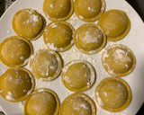 Foto del paso 3 de la receta: Sorrentinos veganos de calabaza y cúrcuma otoñales 🎃