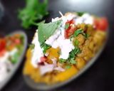 A picture of step 3 of Dahi chana chat.
