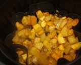 Foto del paso 5 de la receta: Patatas cuadradas con morcilla y chorizo