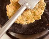 લીલા લસણ મેથી બાજરા ના ઢેબરા (Lila Lasan Methi Bajra Dhebra Recipe In Gujarati) રેસીપી સ્ટેપ4ફોટો