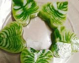 Hình bước làm 3 của món Rau câu chiếc lá