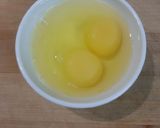 A picture of step 5 of Egg Roll.