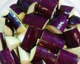 Hình bước làm 3 của món Mắm kho
