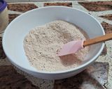 Foto del paso 1 de la receta: Budín semi integral de acelga y morrón rojo