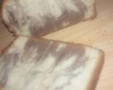 A picture of step 6 of Marbled effect cake.
