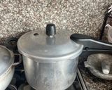 Foto del paso 3 de la receta: Arvejas con cuero 🇪🇨