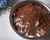 Foto langkah ke 1 dari resep Kue Semprit Coklat.