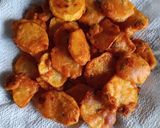 A picture of step 3 of Sattu Flour Maru Bhajiya.