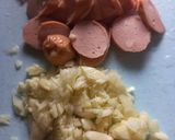 Foto langkah ke 1 dari resep Tumis Pakcoy Wortel Sosis.