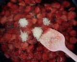 Foto langkah ke 2 dari resep Selai Strawberry.