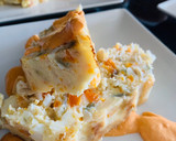 Foto del paso 6 de la receta: Pastel templado de patata y bacalao, con crema suave de tomate