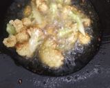 A picture of step 1 of Aloo gobhi sbji.