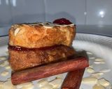 Foto del paso 4 de la receta: Torrijas integrales, rellenas de mermelada casera de fresas, almendras laminadas y almíbar 🥮
