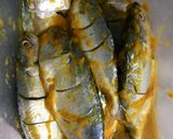 Foto langkah ke 2 dari resep Ikan Kembung Sambal Balado Pete.