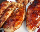 A picture of step 3 of Chicken vegetable steak.