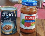 Foto langkah ke 4 dari resep Scramble eggs on toast with sausage, potatoes and beans.