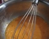 Foto langkah ke 3 dari resep Bolu sarang semut aka caramel cake.