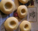 A picture of step 5 of Chocolate filled Cookies.