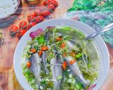 Hình bước làm 5 của món Canh chua cá chốt nấu lá me đất
