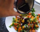 A picture of step 4 of Spicy tomato salad.