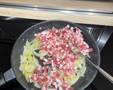 Une image de l'étape 5 de Tartelettes feuilletées au Roblechon ou Maroilles ou Camembert...