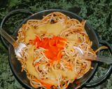 चाऊमिन (chowmein recipe in Hindi) रेसिपी चरण 8 फोटो