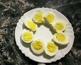 Foto del paso 1 de la receta: Huevos Rellenos