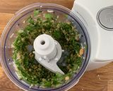 A picture of step 4 of Pesto 🌱.
