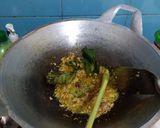 Foto langkah ke 3 dari resep Semur Daging Telur.
