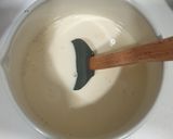 Gambar langkah 2 resipi Panna Cotta dengan Sos Raspberry.