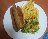 Foto del paso 6 de la receta: Flamenquines con papas fritas y ensalada