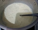 Foto langkah ke 2 dari resep Es krim vanila selai stroberi.