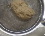 A picture of step 2 of Beetroot muscoth halwa.