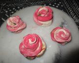 A picture of step 11 of Vegetables stuffed Rose Momos.