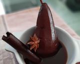 Une image de l'étape 4 de Poire au vin et épices.