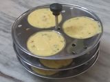 मूँग दाल वेजिटेबल इड्ली(Moong dal vegetable Idli recipe in Hindi)