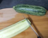 Foto del paso 1 de la receta: Crema fría de calabacín, puerros y manzana