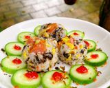 Hình bước làm 2 của món Cơm nắm rong biển siêu ngon