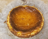 Foto del paso 5 de la receta: Tarta de queso la viña con yema tostada