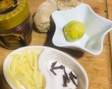 A picture of step 1 of Ginger tea.